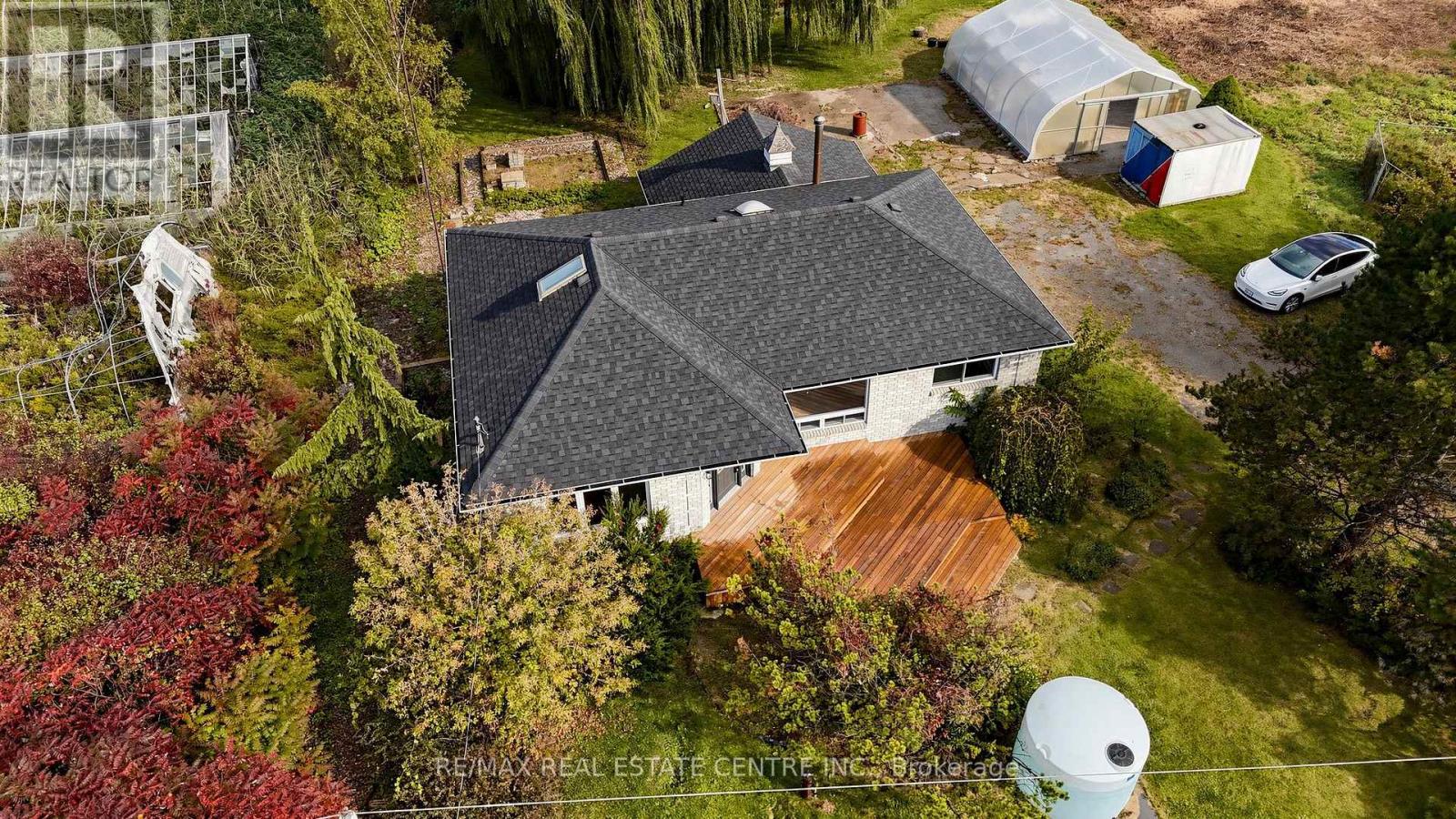 393 Canal Road West — photo 50