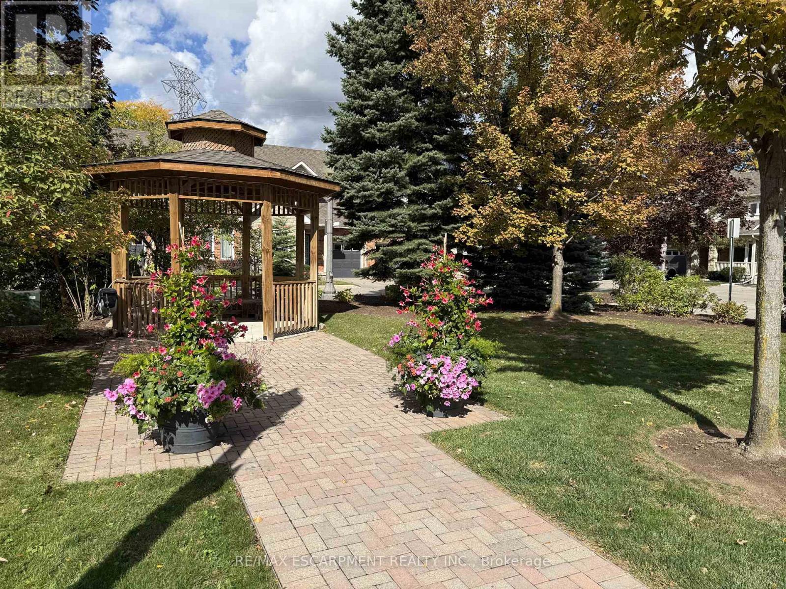 1275 Stephenson Drive — photo 47