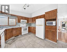 64 Edforth Crescent NW - photo 13