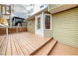 64 Edforth Crescent NW - photo 22