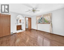 64 Edforth Crescent NW - photo 29