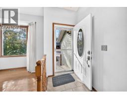 64 Edforth Crescent NW - photo 3