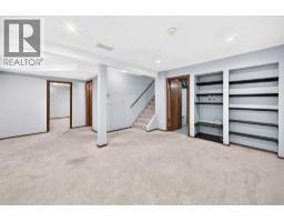 64 Edforth Crescent NW - photo 40