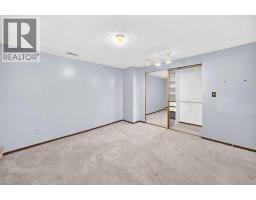 64 Edforth Crescent NW - photo 42