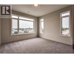 259 Royal Elm Road NW - photo 24