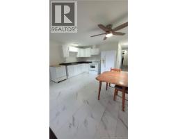 55 Marcus Drive, photo 3