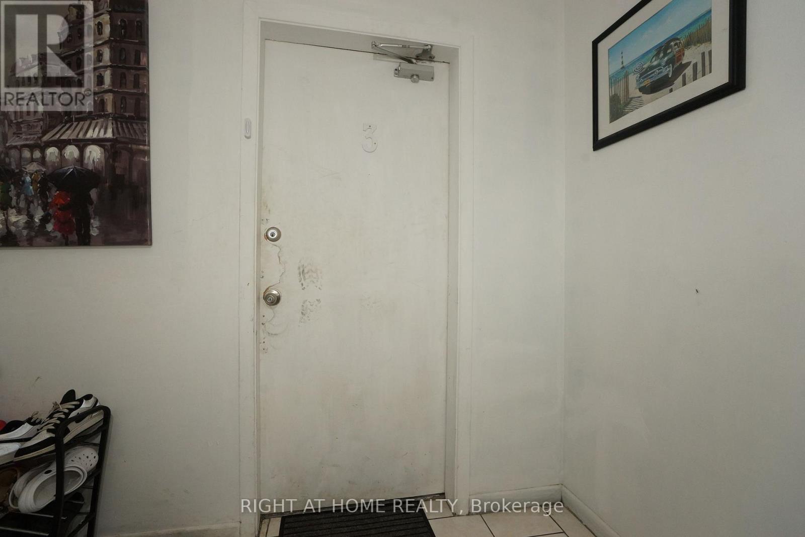 59 SAUNBY STREET N - 21