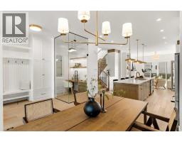 4pc Bathroom - 2813 35 Street Sw, Calgary, AB T3E2Y4 Photo 7