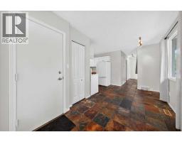 1424 11 Avenue SE - photo 7