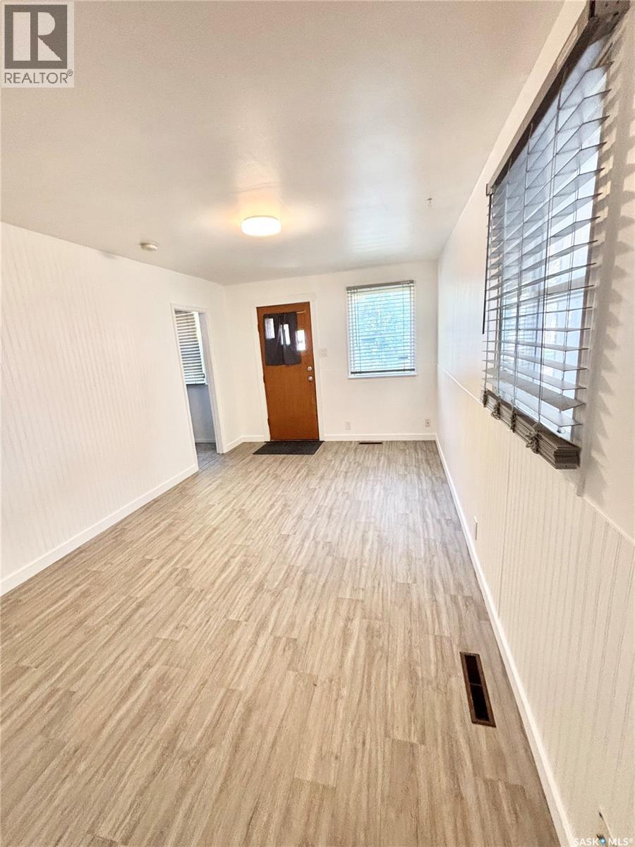 518 Montreal STREET - 2