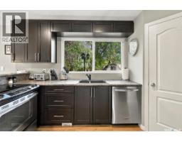 Family room - 42 Kootenay Drive, Saskatoon, SK S7K1J1 Photo 11