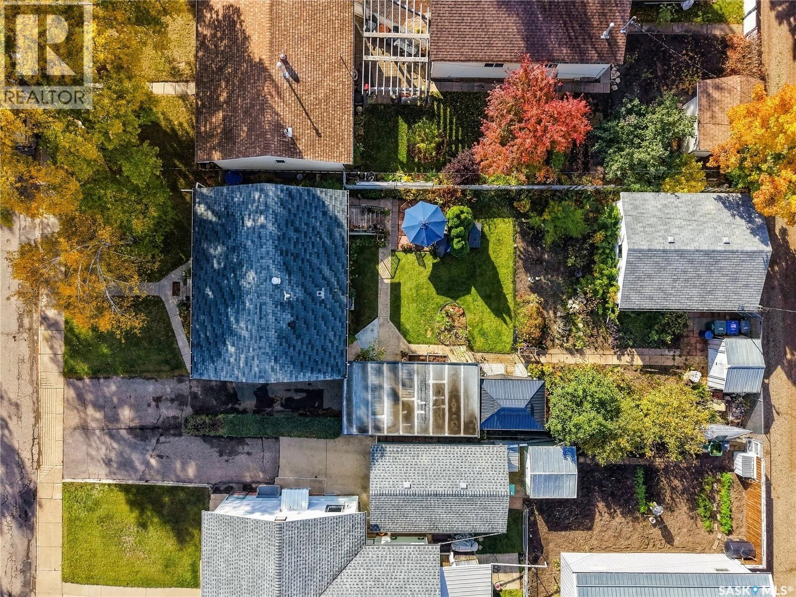 1333 M AVENUE S - 51