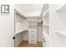 2811 35 Street SW - photo 27