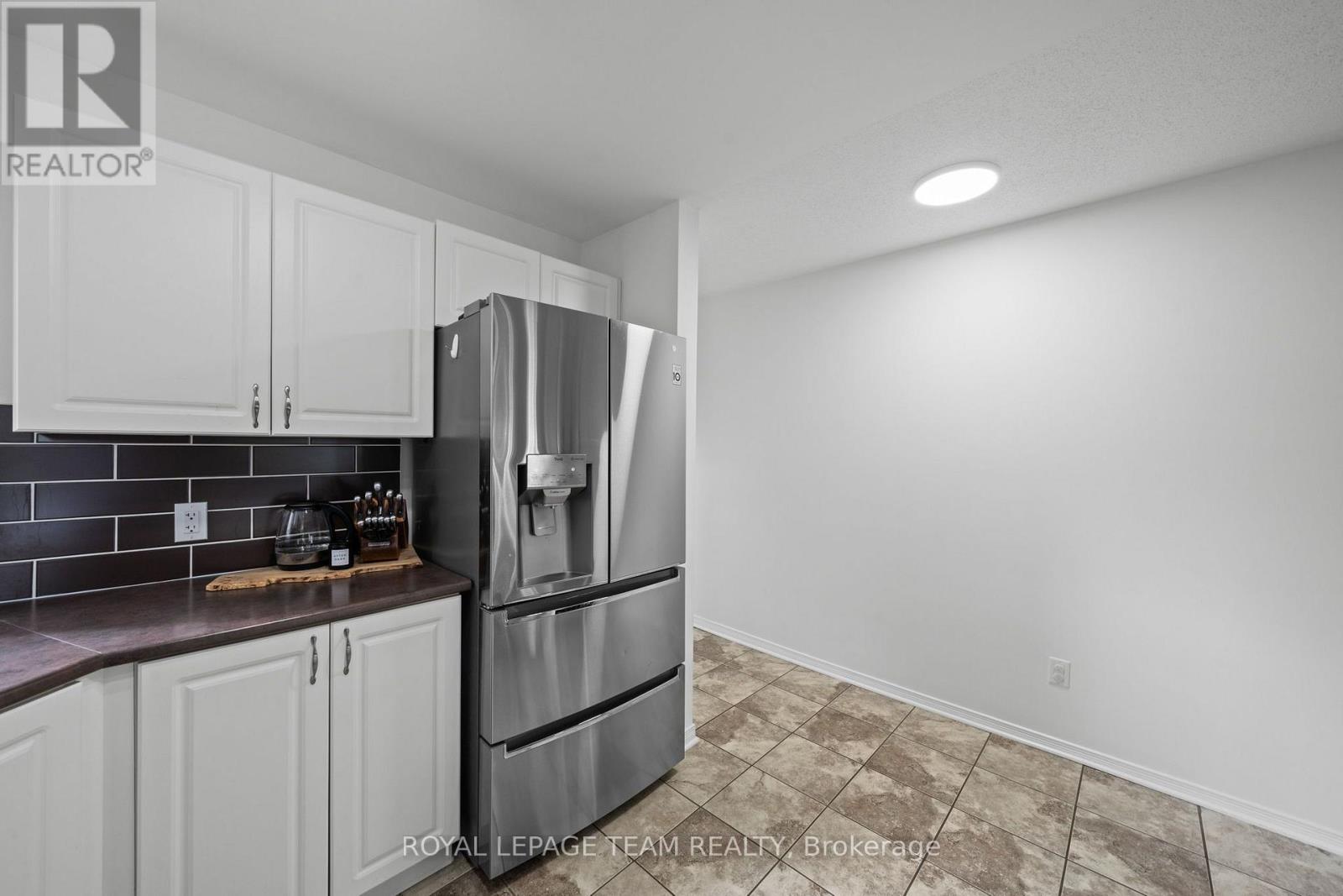 283 FIR LANE - Image 11