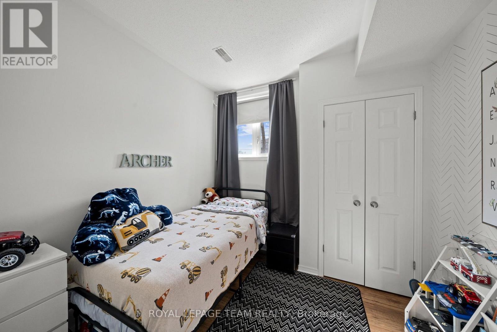 283 FIR LANE - Image 25