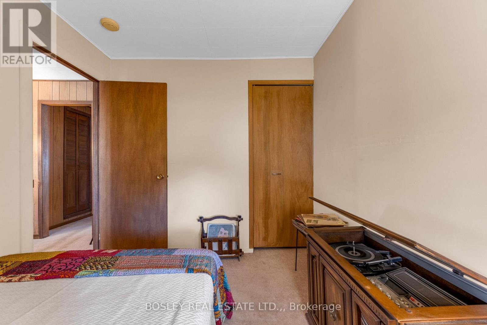 13 Hilda Street — photo 8