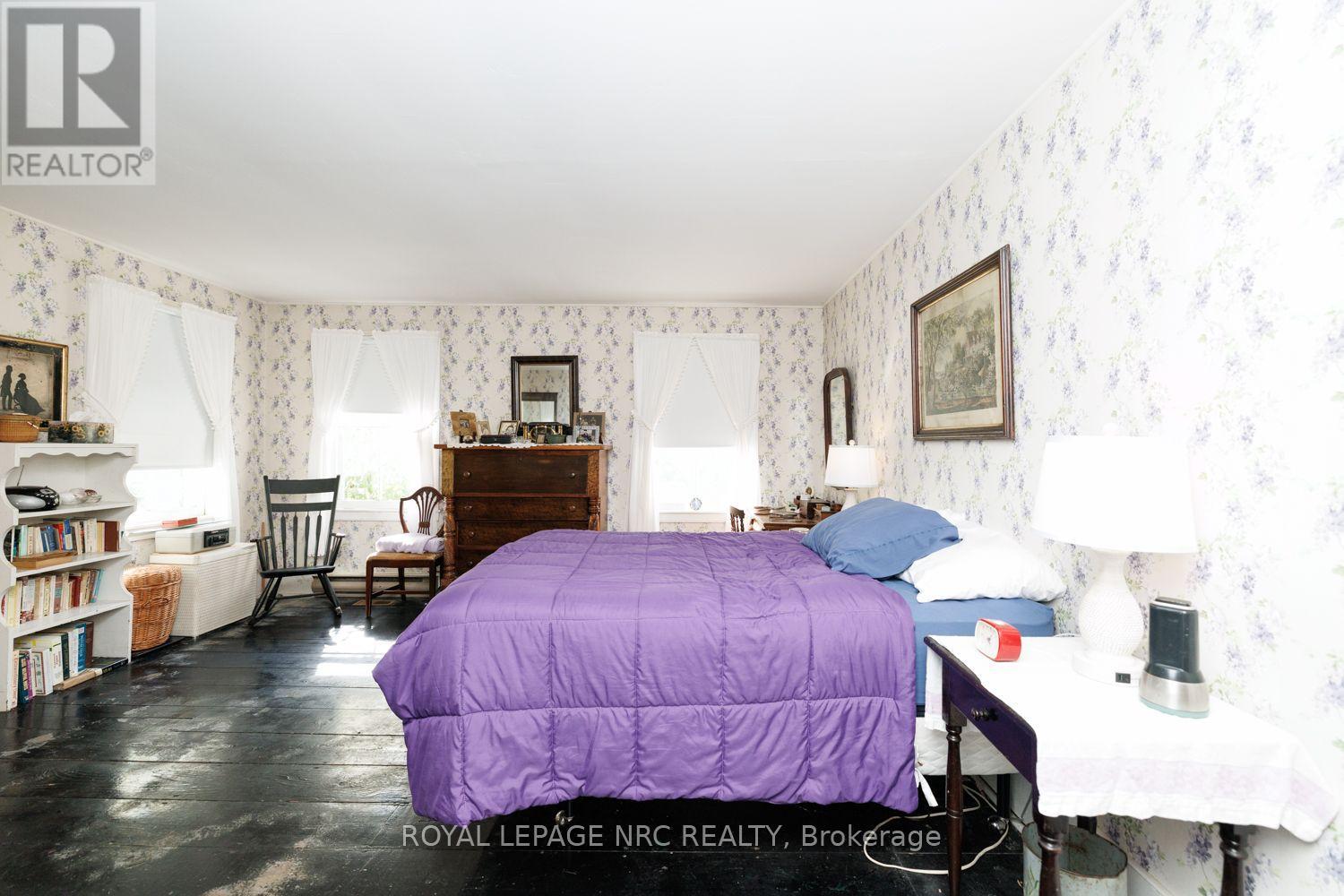 292 JOHNSON STREET S - Image 14