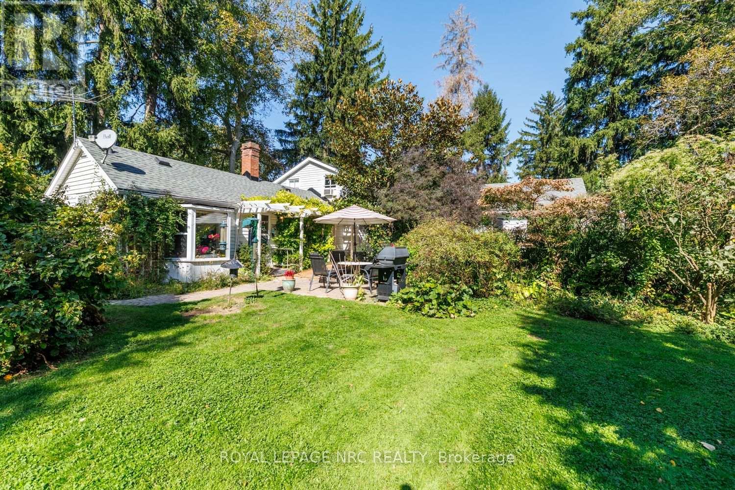 292 JOHNSON STREET S - Image 28