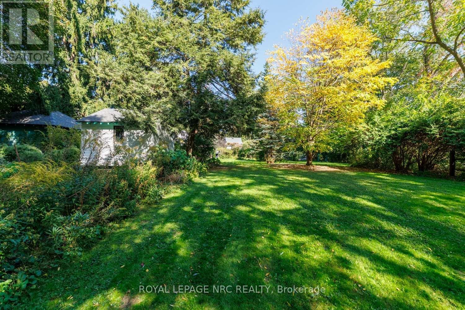 292 JOHNSON STREET S - Image 32