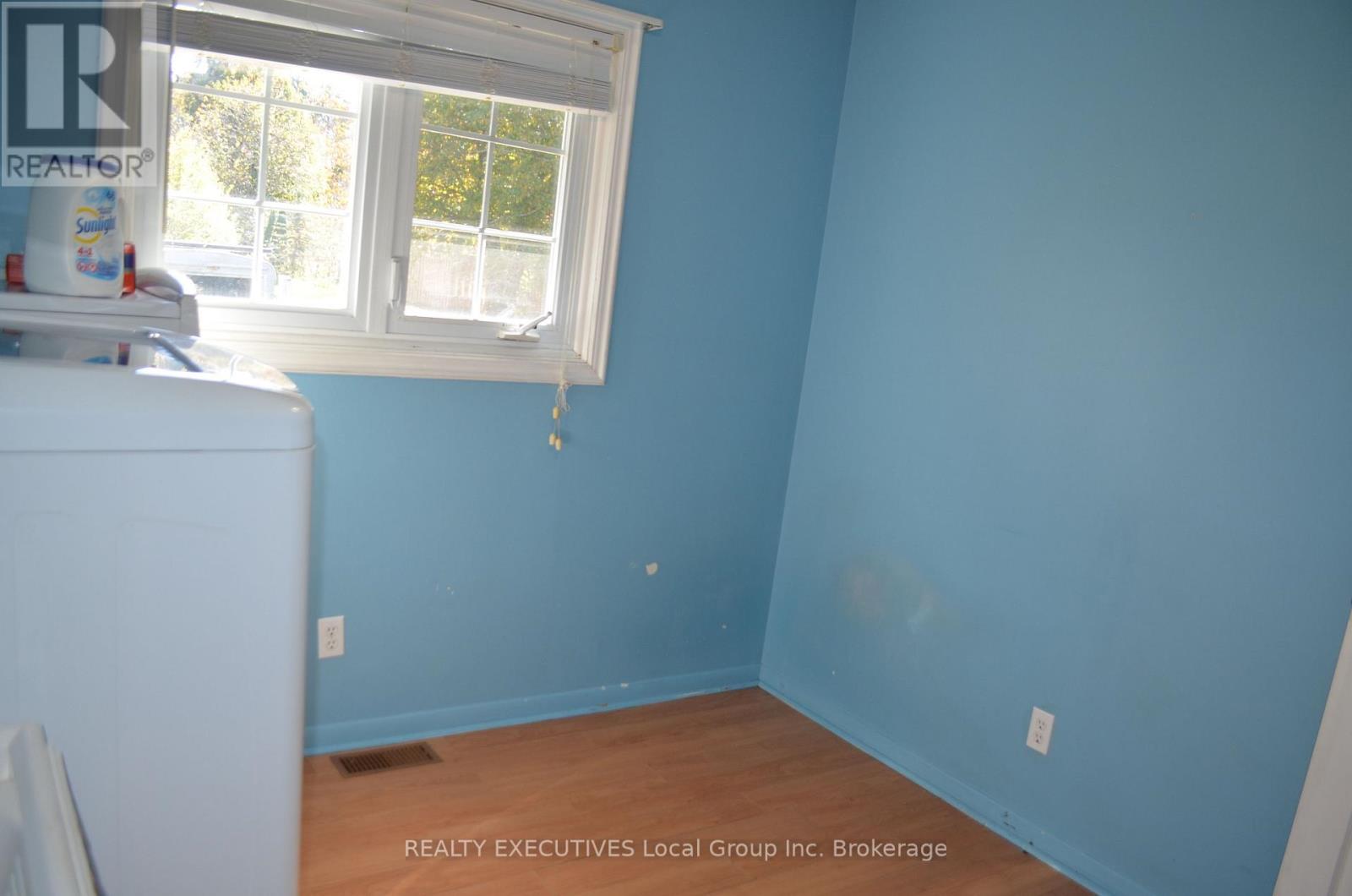 125 OTTAWA AVENUE - Image 31