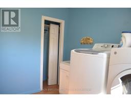 125 Ottawa Avenue, South River, ON P0A1X0 Photo 32