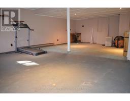 125 Ottawa Avenue, South River, ON P0A1X0 Photo 37