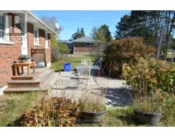 Family room - 125 Ottawa Avenue, South River, ON P0A1X0 Photo 9