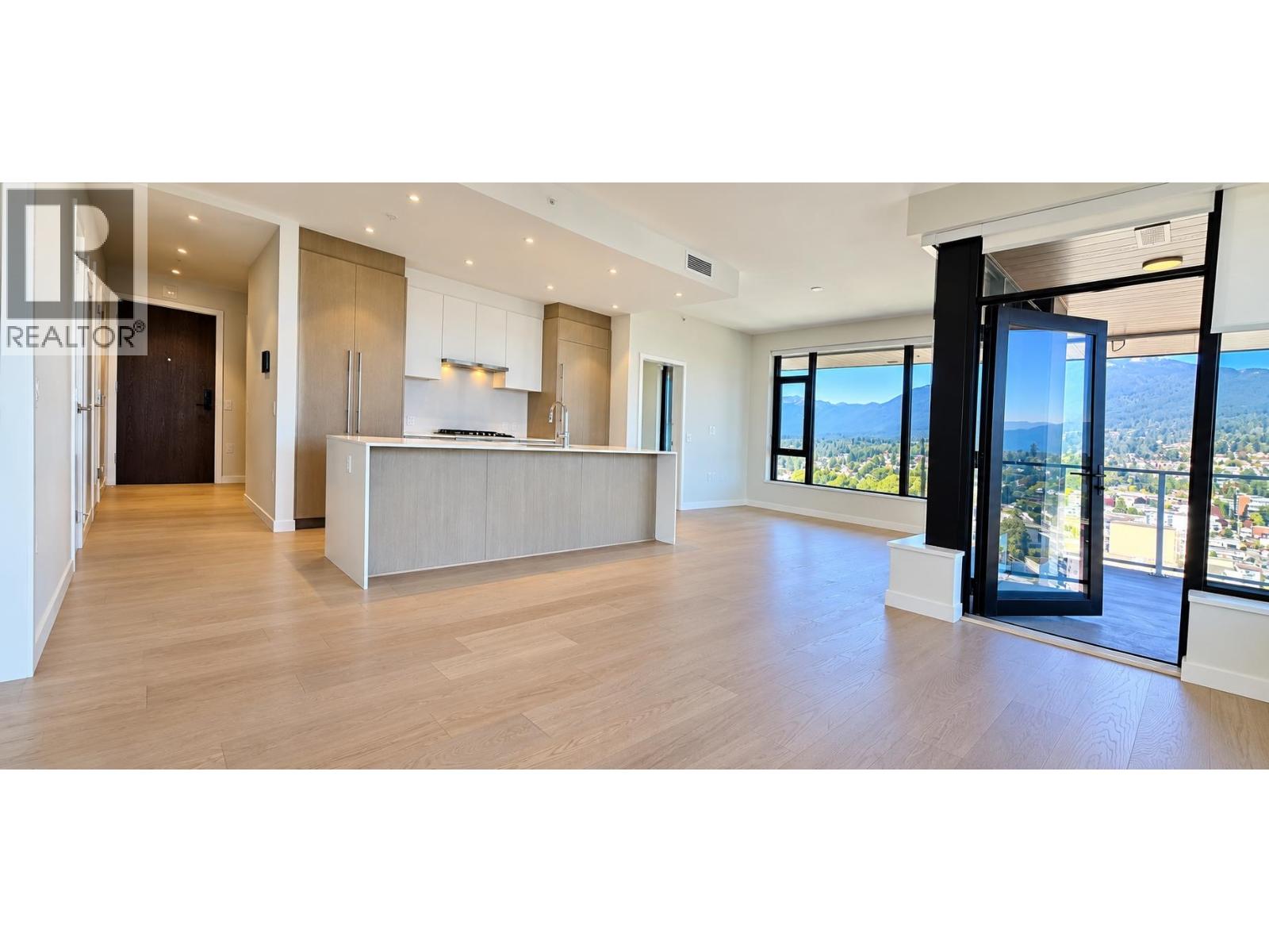 2103 128 W 15TH STREET, North Vancouver - Image 1