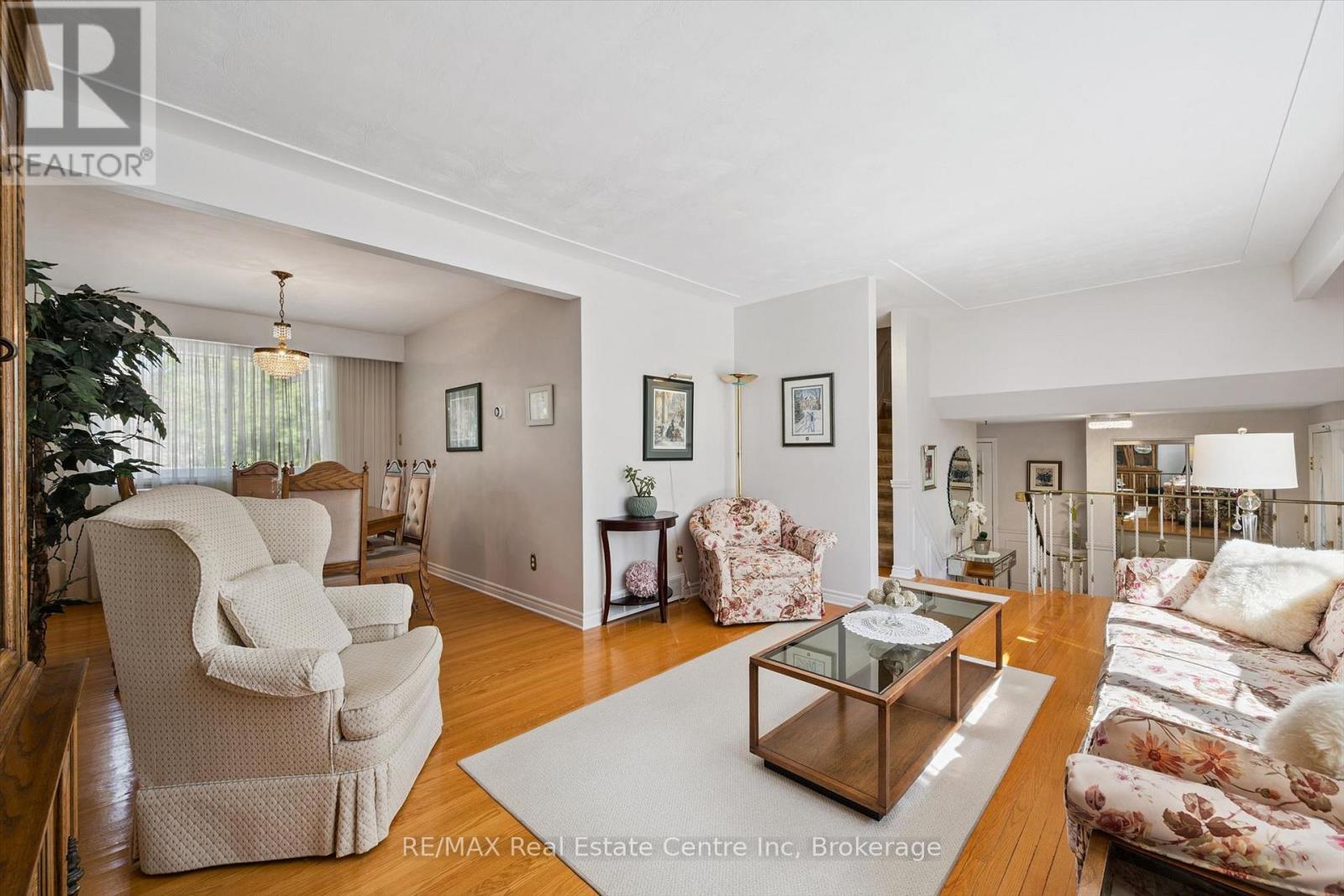 47 LAMBERT CRESCENT - 6
