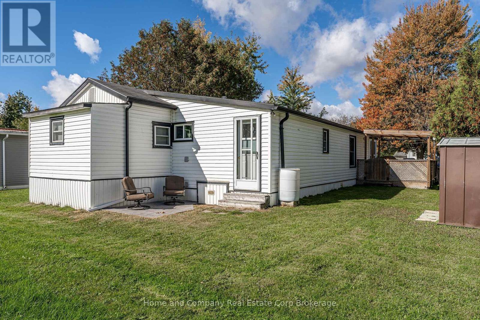114 Oak Street — photo 20