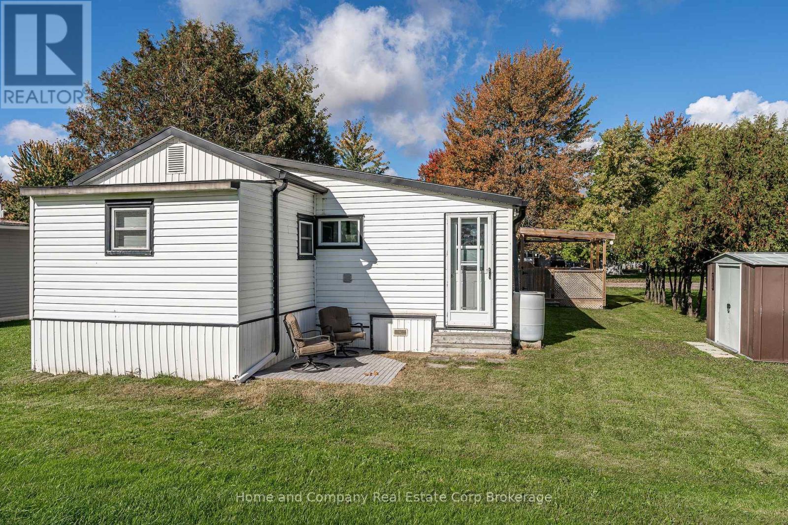 114 OAK STREET - 21