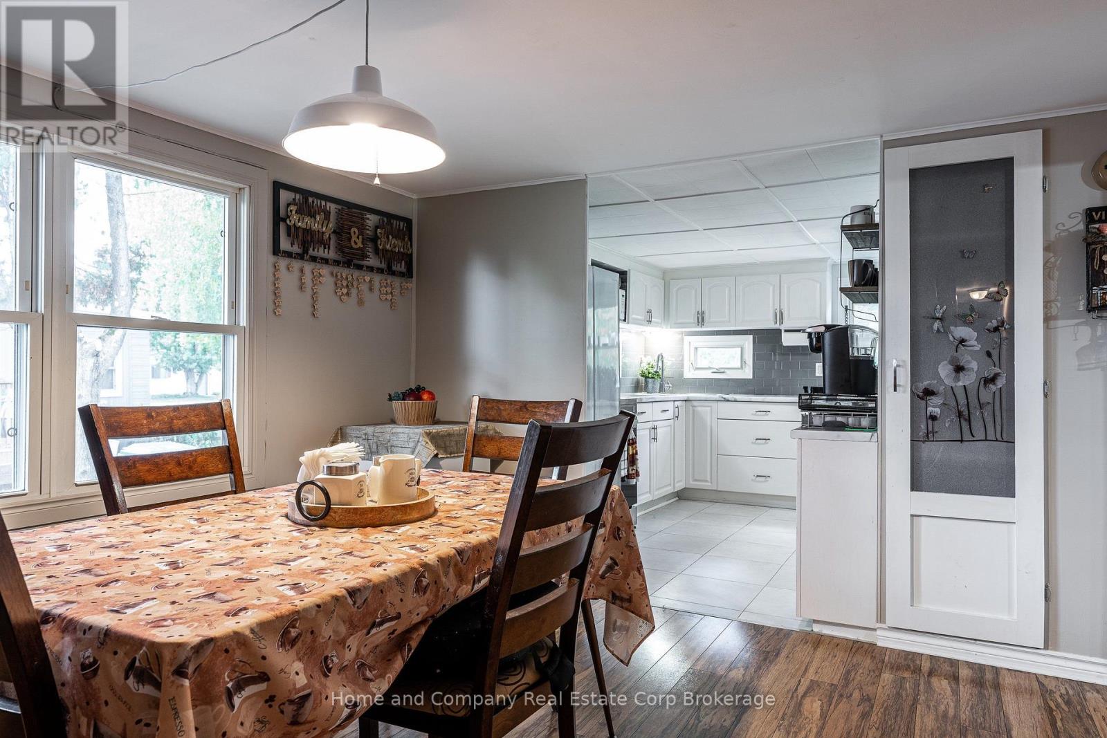 114 OAK STREET - 3