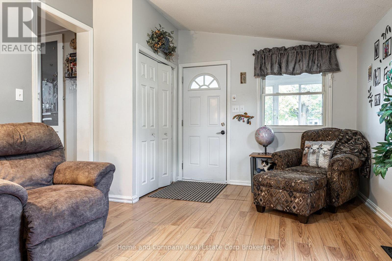 114 OAK STREET - 7