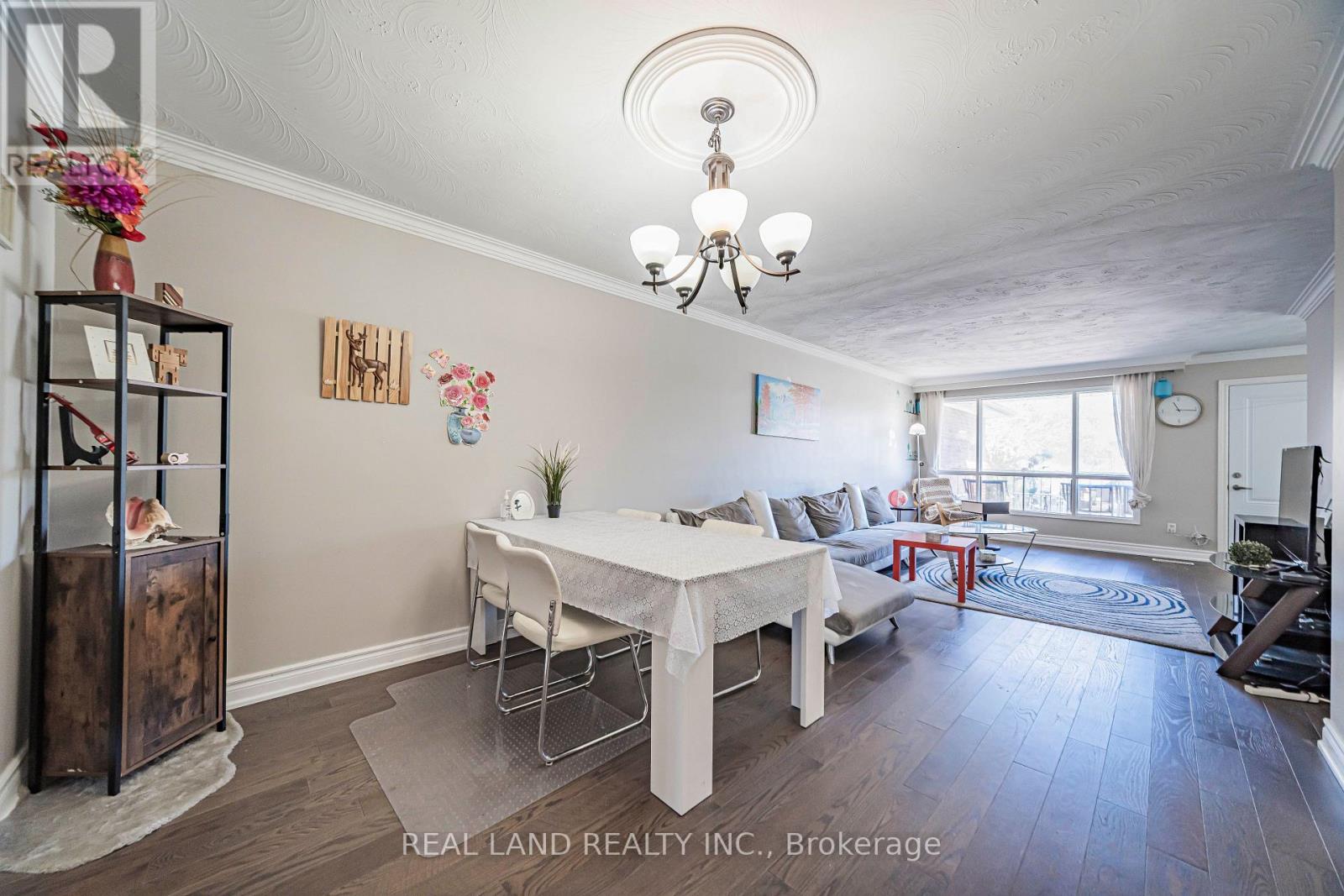 37 Pawnee Avenue, Toronto, ON photo 16