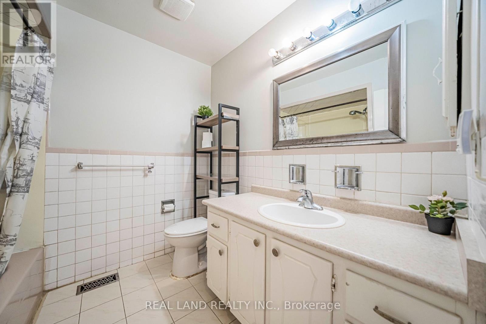 37 PAWNEE AVENUE - 26