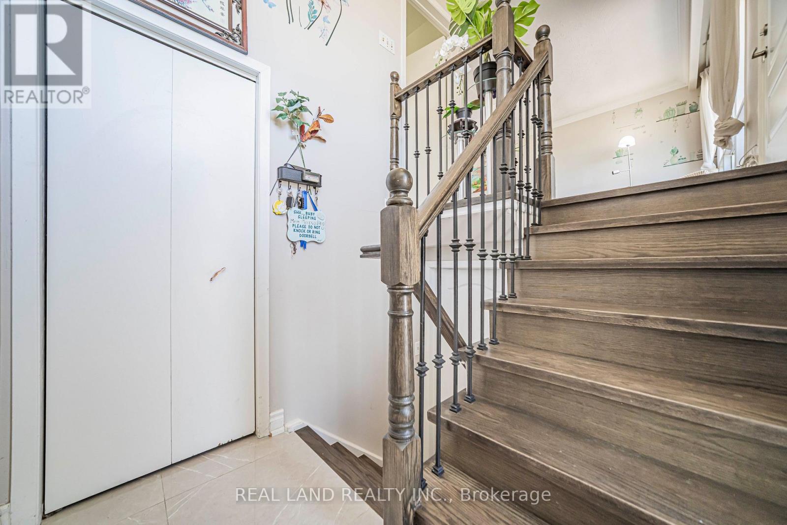 37 PAWNEE AVENUE - 6