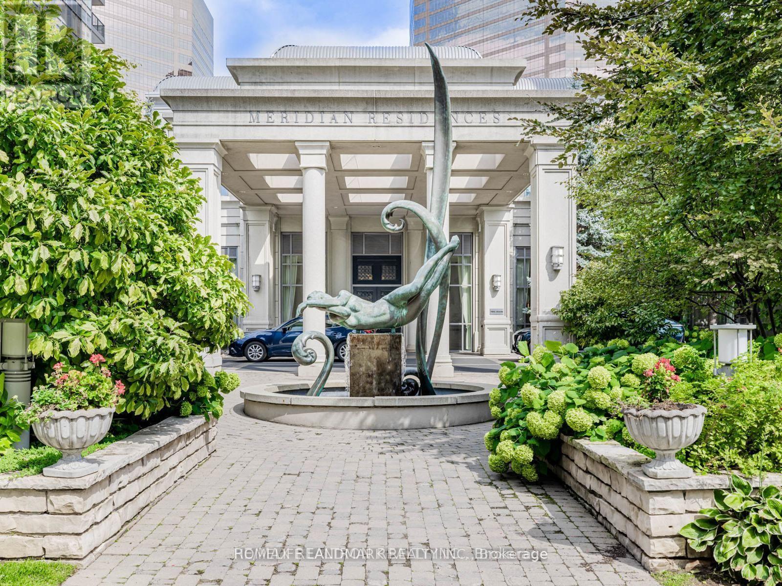 315- 25 Greenview Avenue, Toronto, ON photo 3