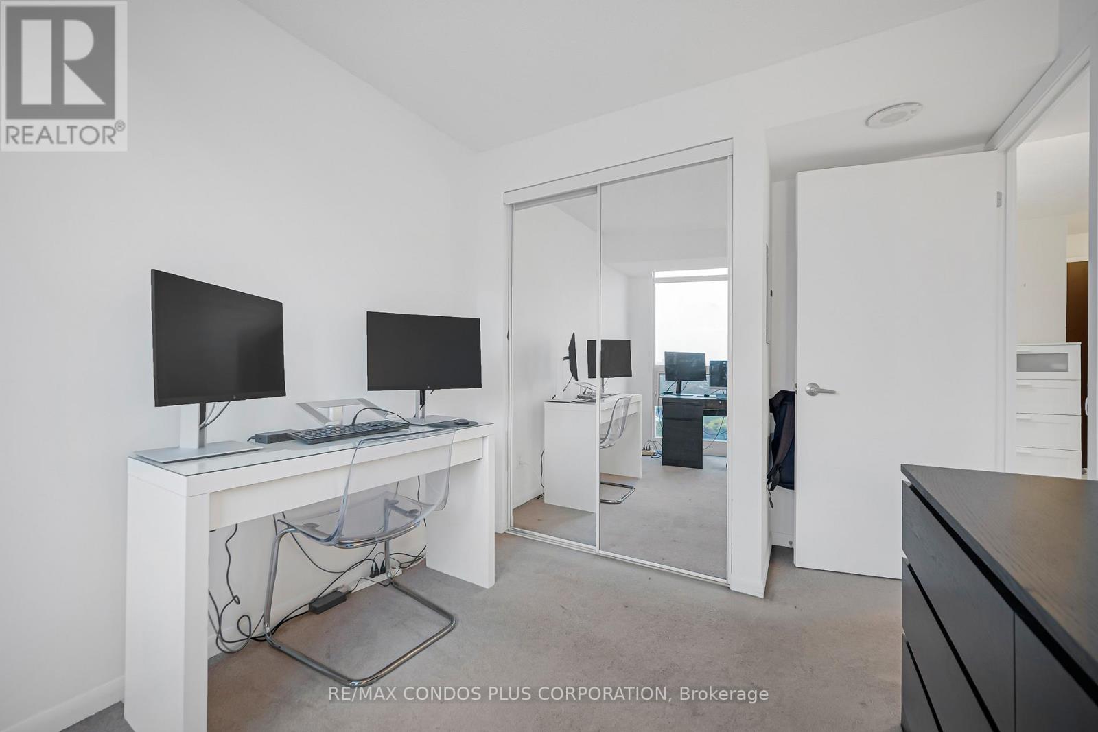 231 Fort York Boulevard — photo 17