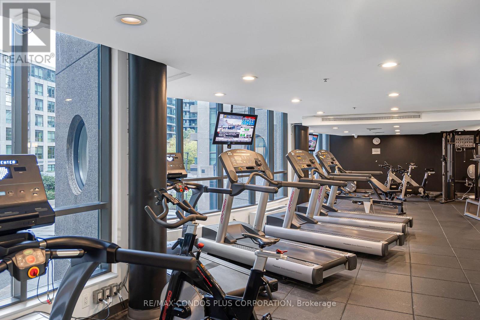 231 Fort York Boulevard — photo 29