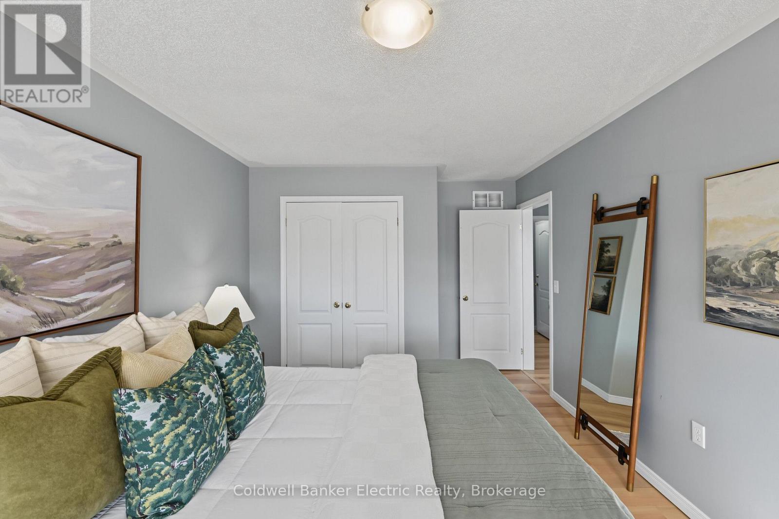 2334 Marsdale Drive, Peterborough, ON photo 24