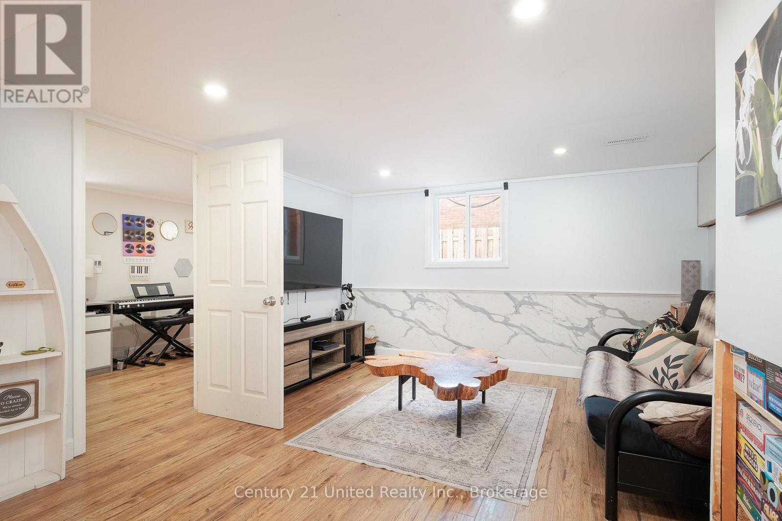 257 RIVERVIEW HEIGHTS - 22