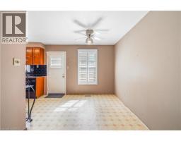Eat in kitchen - 35 Ivanhoe Road, Brantford, ON N3R6V1 Photo 12