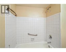 35 Ivanhoe Road, Brantford, ON N3R6V1 Photo 28