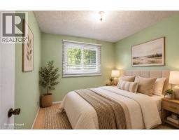 35 Ivanhoe Road, Brantford, ON N3R6V1 Photo 20
