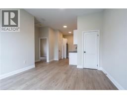 728 Eleventh Avenue Unit# B, Hamilton, ON L8T2K8 Photo 9