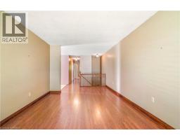 4pc Bathroom - 35 Ivanhoe Road, Brantford, ON N3R6V1 Photo 8