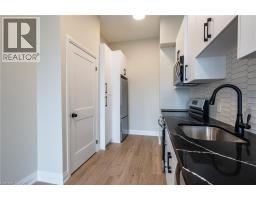 728 Eleventh Avenue Unit# B, Hamilton, ON L8T2K8 Photo 7