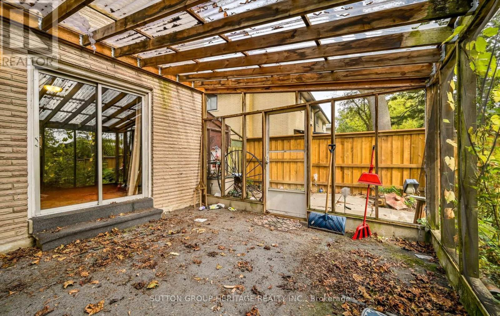 131 Darlingside Drive, Toronto, ON photo 33