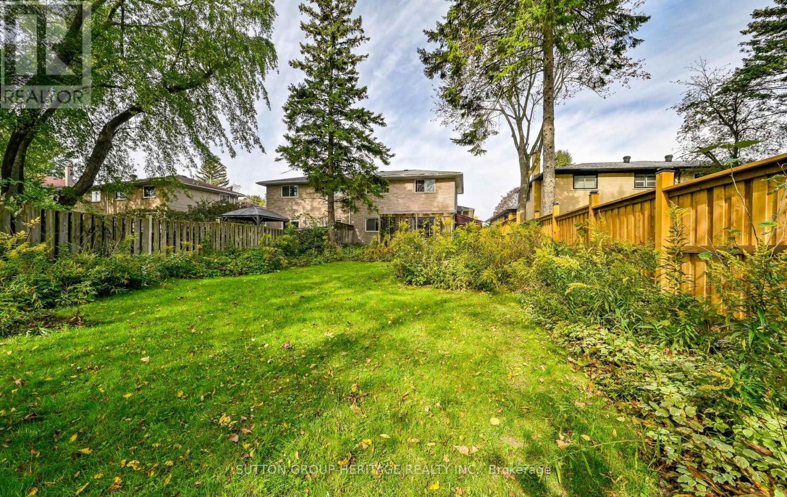 131 Darlingside Drive, Toronto, ON photo 35