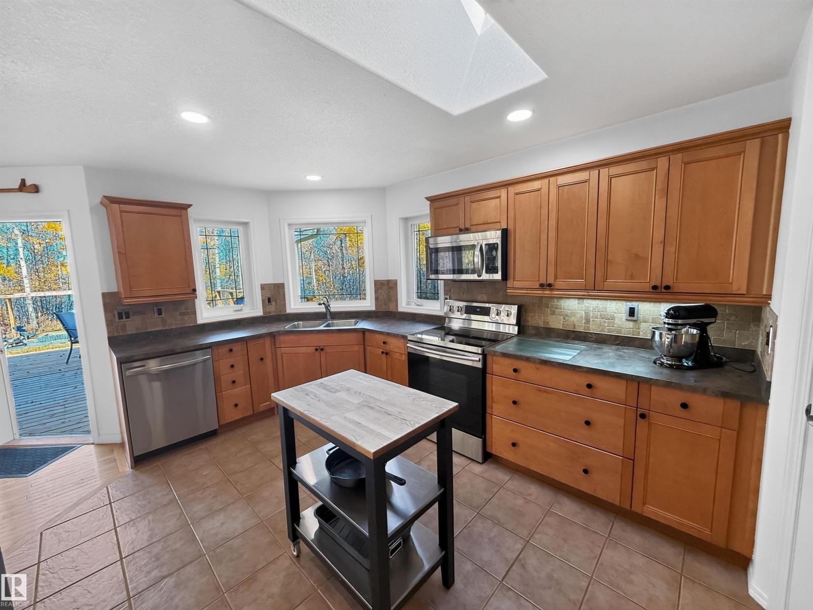 #6 53102 RGE ROAD 31 - 17